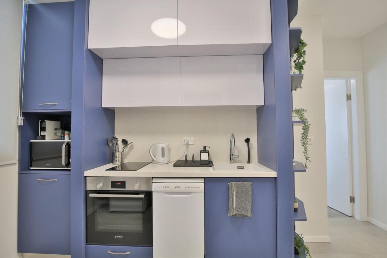 Cozy And Stylish 1-Bedroom Apartment Netanya Exterior photo