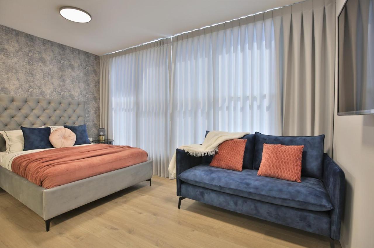 Cozy And Stylish 1-Bedroom Apartment Netanya Exterior photo