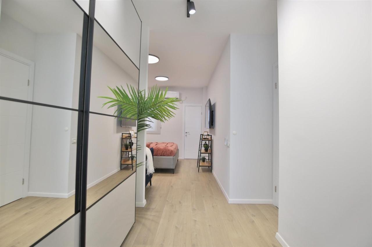 Cozy And Stylish 1-Bedroom Apartment Netanya Exterior photo